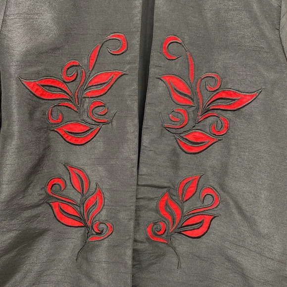 Samantha's Style Shoppe Shirt Jacket Womens Sz Large Black Red Embroidered Asian - Picture 3 of 12